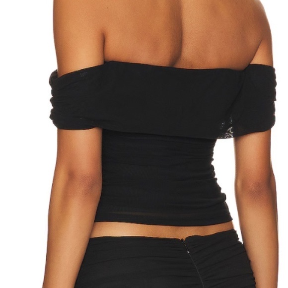 MAJORELLE Cara Top in Black - Picture 2 of 5